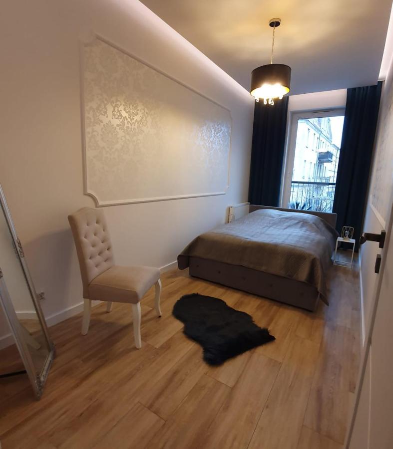 Apartament Skarbowa Leszno  Esterno foto